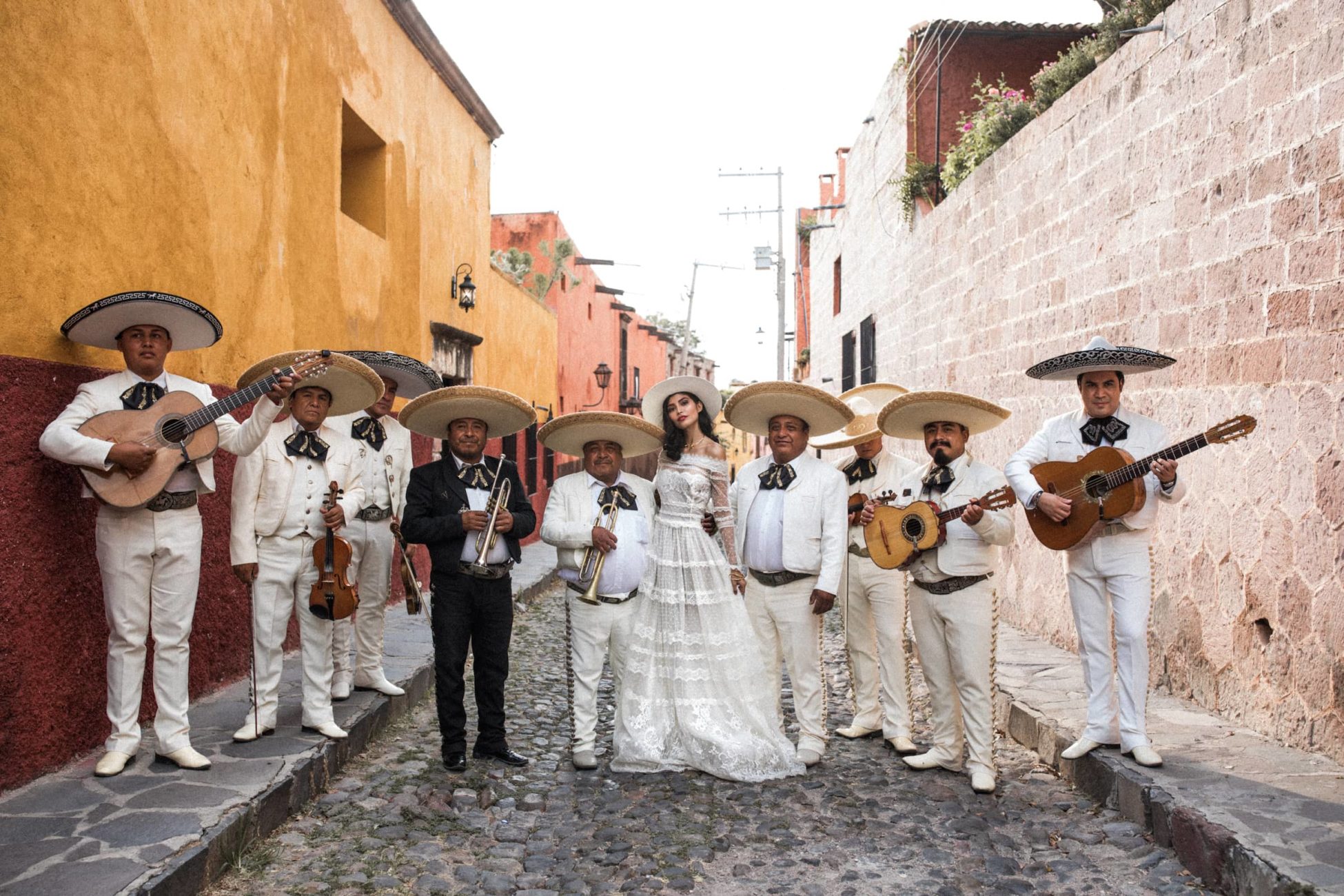 Lilly-Red-International-Destination-Fashion-Wedding-Photographer-from-San-Francisco-Italy